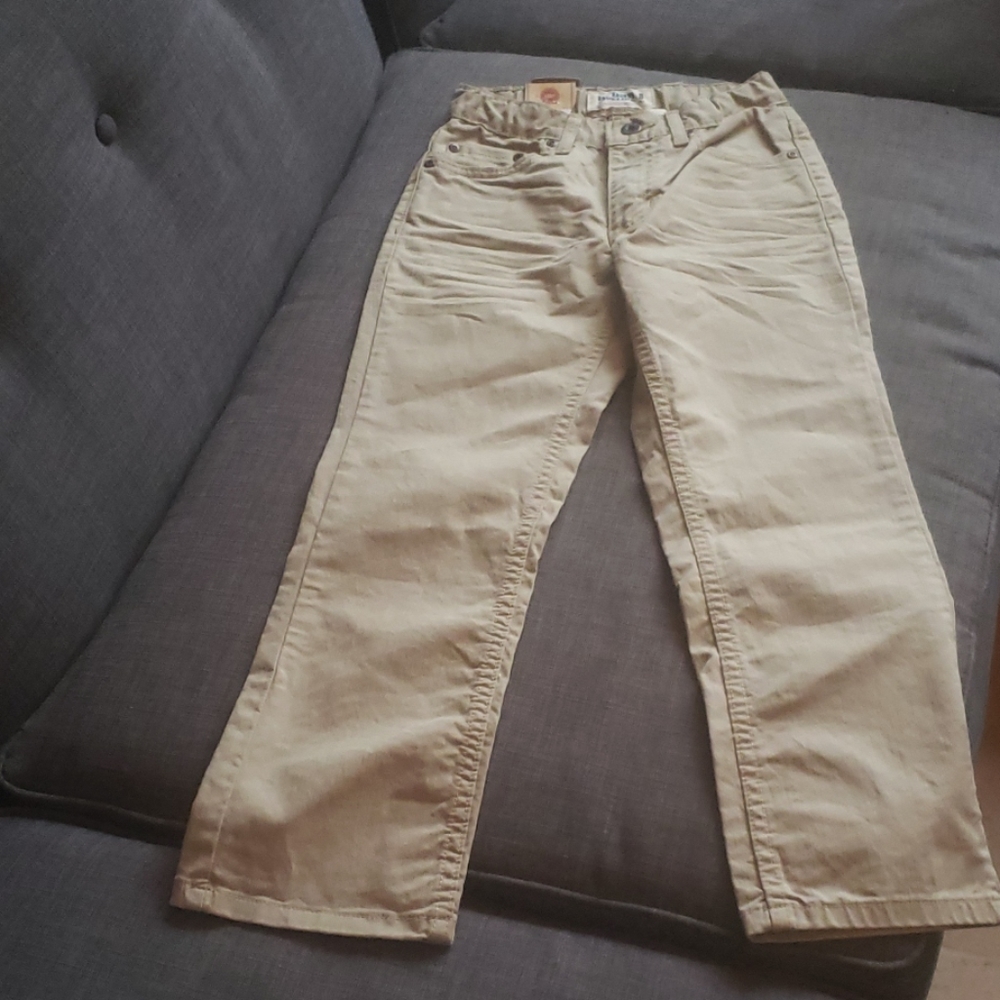Boys size 8 relaxed straight leg jean